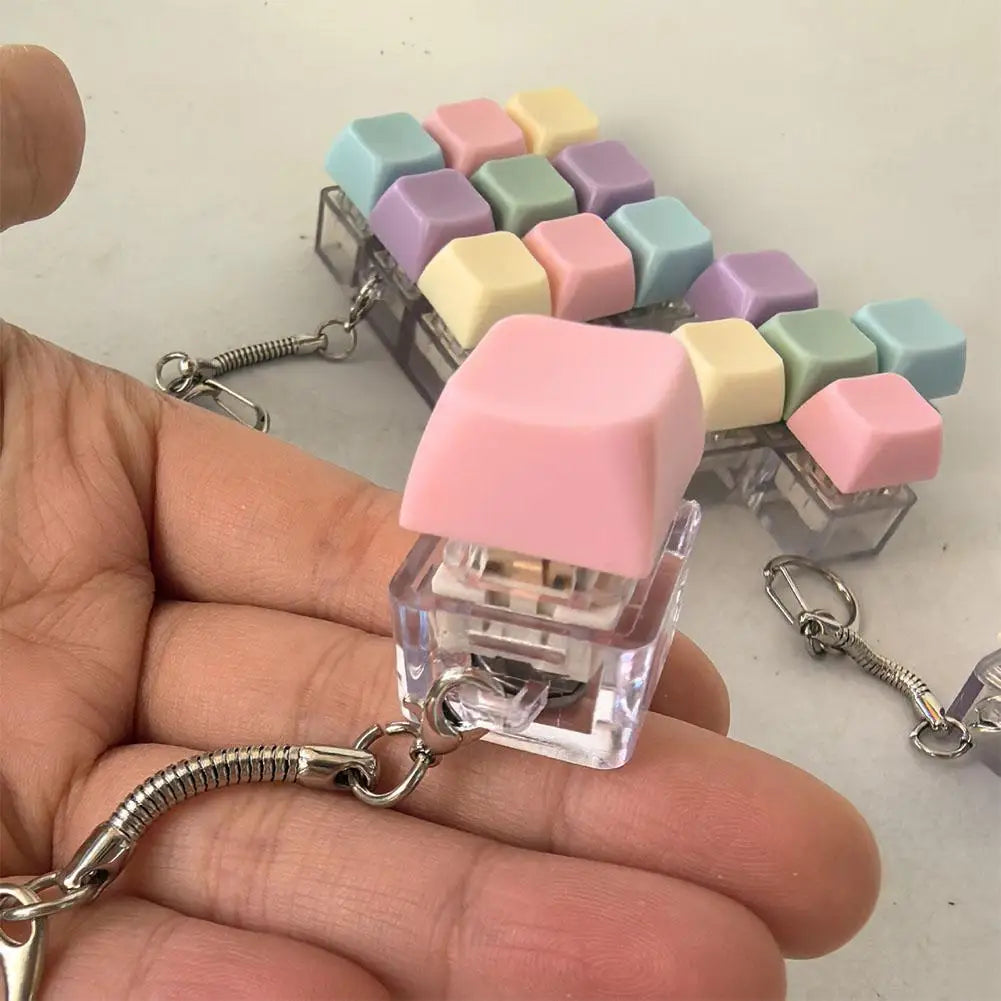 Llavero clicker de teclado mecánico (anti-estrés)