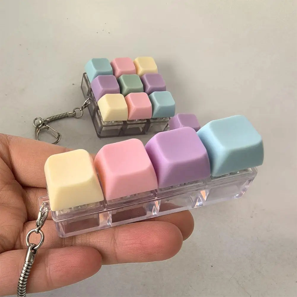 Llavero clicker de teclado mecánico (anti-estrés)